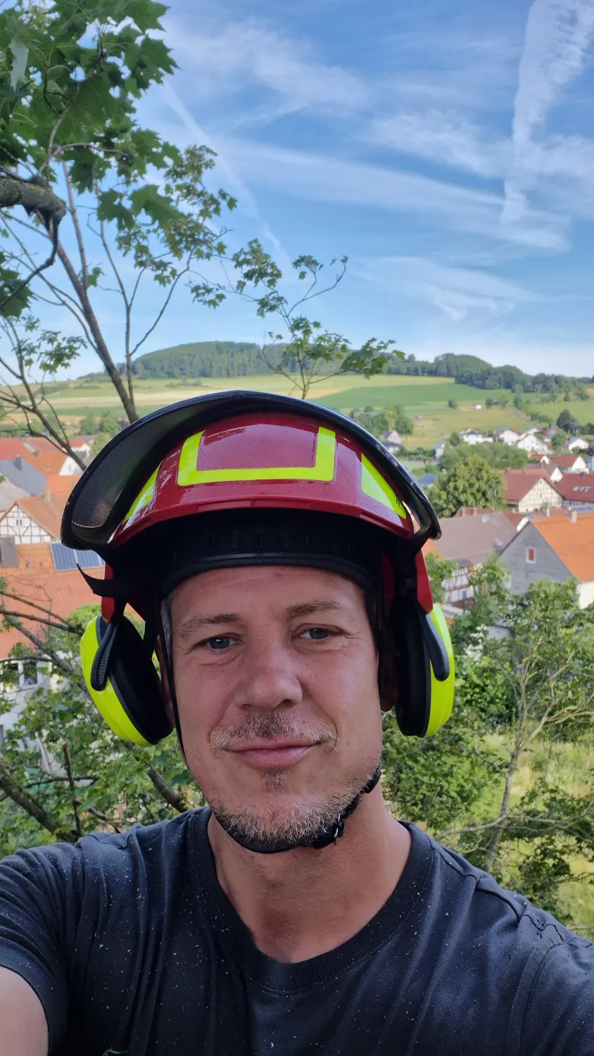 Baum - und Gartenpflege Lau Homberg